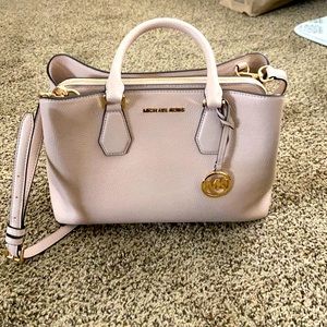 Michael Kors Purse with crossbody strap